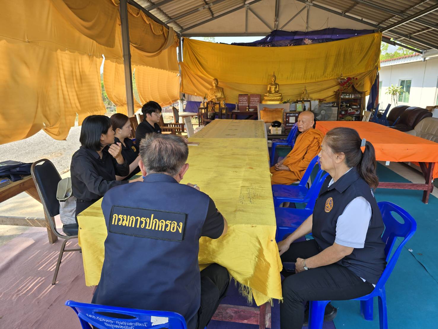 title - ปฏิรูปที่ดินจังหวัดเพชรบุรี พร้อมด้วยเจ้าหน้าที่ ส.ป.ก.เพชรบุรี ลงพื้นที่รวบรวมข้อมูลประกอบการพิจารณาของคณะกรรมการปฏิรูปที่ดินจังหวัดเพชรบุรี (คปจ.เพชรบุรี) กรณีหน่วยงานรัฐ ขออนุญาตใช้ที่ดินในเขตปฏิรูปที่ดินเพื่อกิจการสาธารณูปโภค